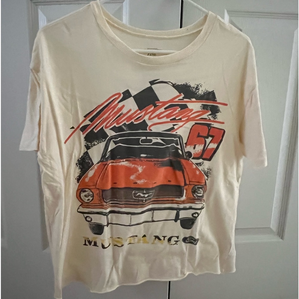 Only worn once, it is a very cute shirt but it isn’t my style anymore:)